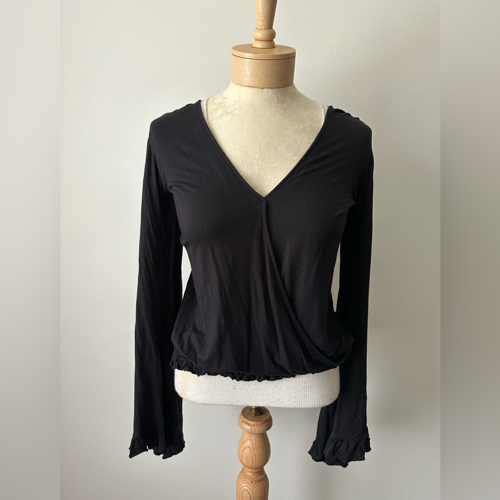 American Eagle Outfitters Long Sleeve Black Criss Cross Top S